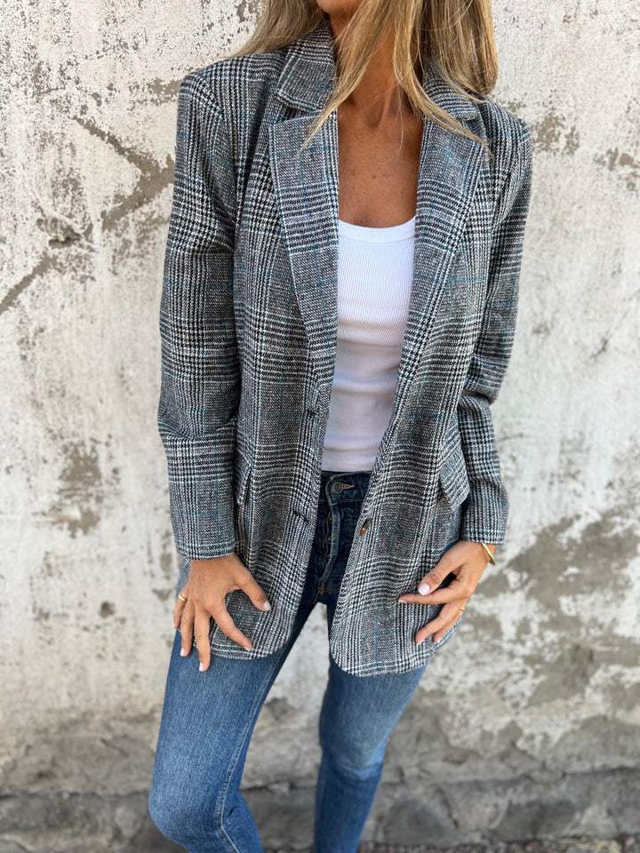 DARA | ELEGANT BLAZER