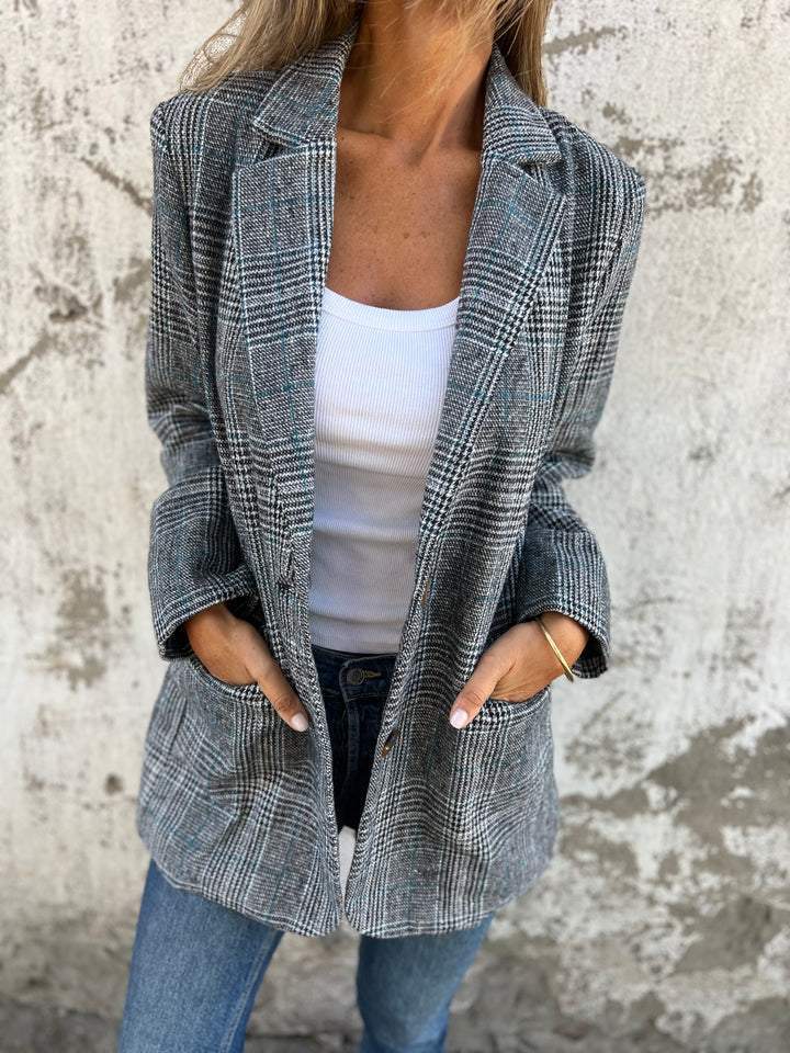 DARA | ELEGANT BLAZER