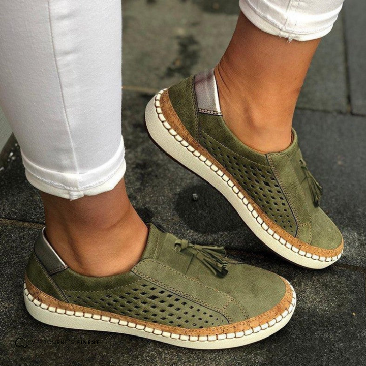 ELARA | ORTHOPAEDIC COMFORTABLE SLIP-ONS