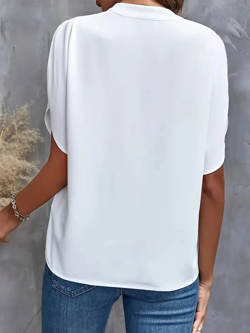 EMILY | SOFT AND ELEGANT BLOUSE WITH V-NECK