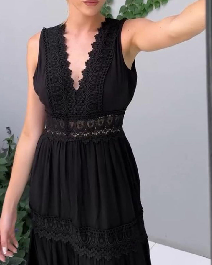 STEPHANY | ELEGANT V-NECK DRESS
