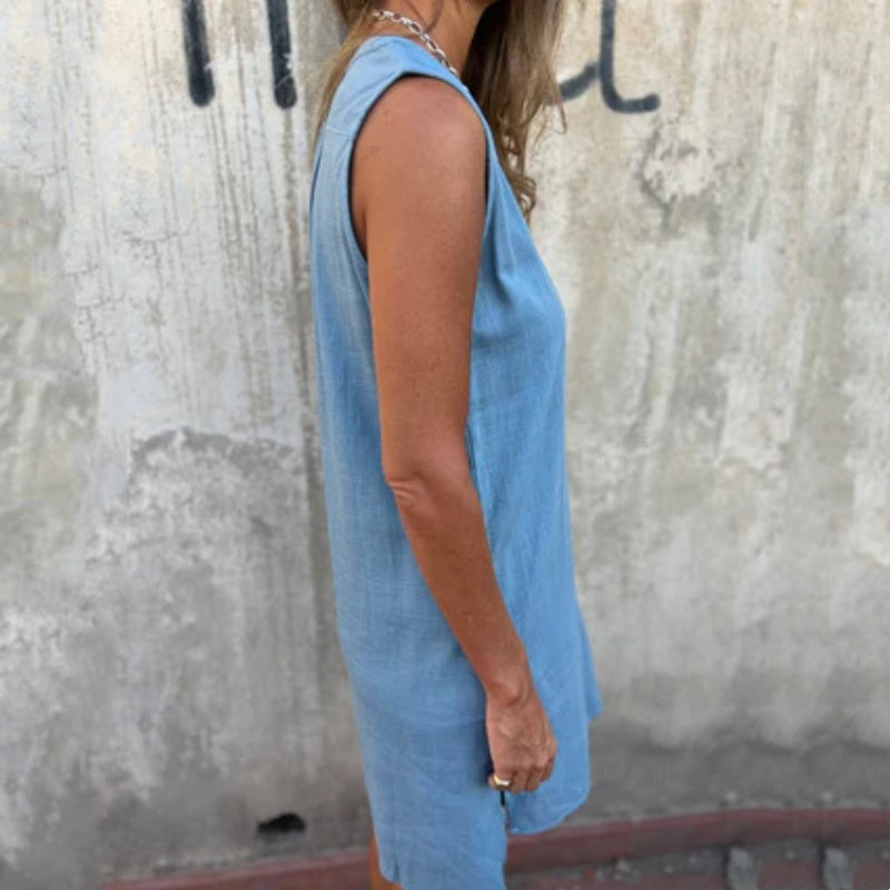 ILYANA | CLASSIC SLEEVELESS DRESS